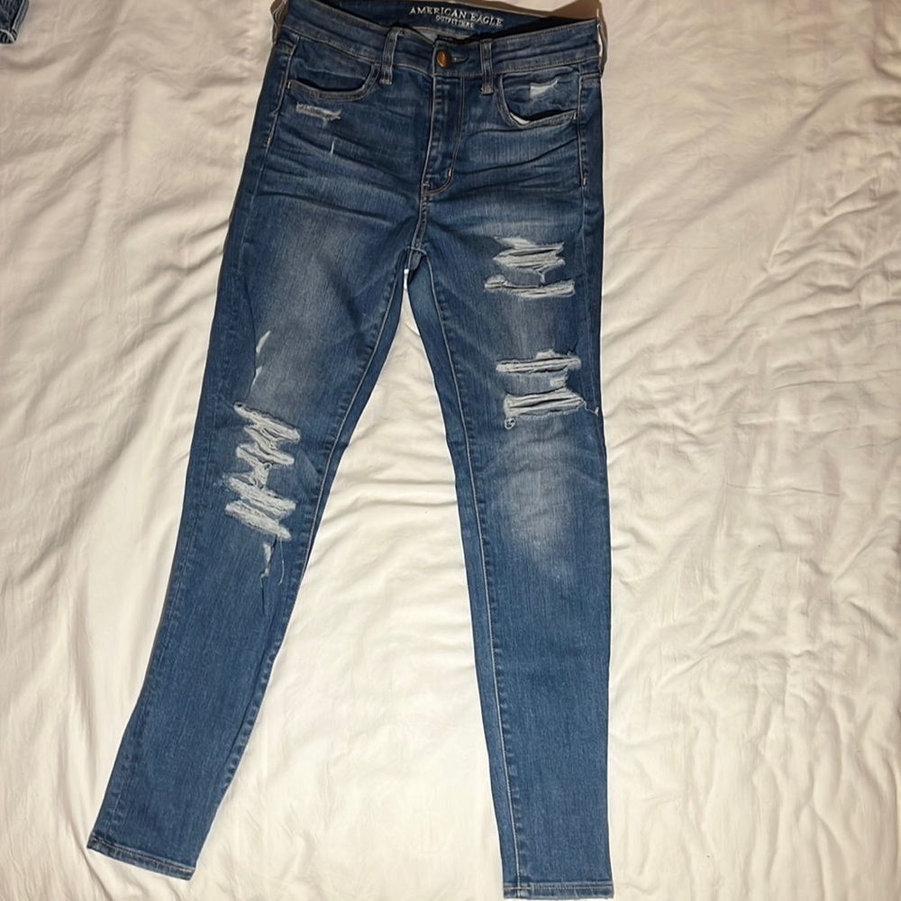 American Eagle ripped skinny jeans